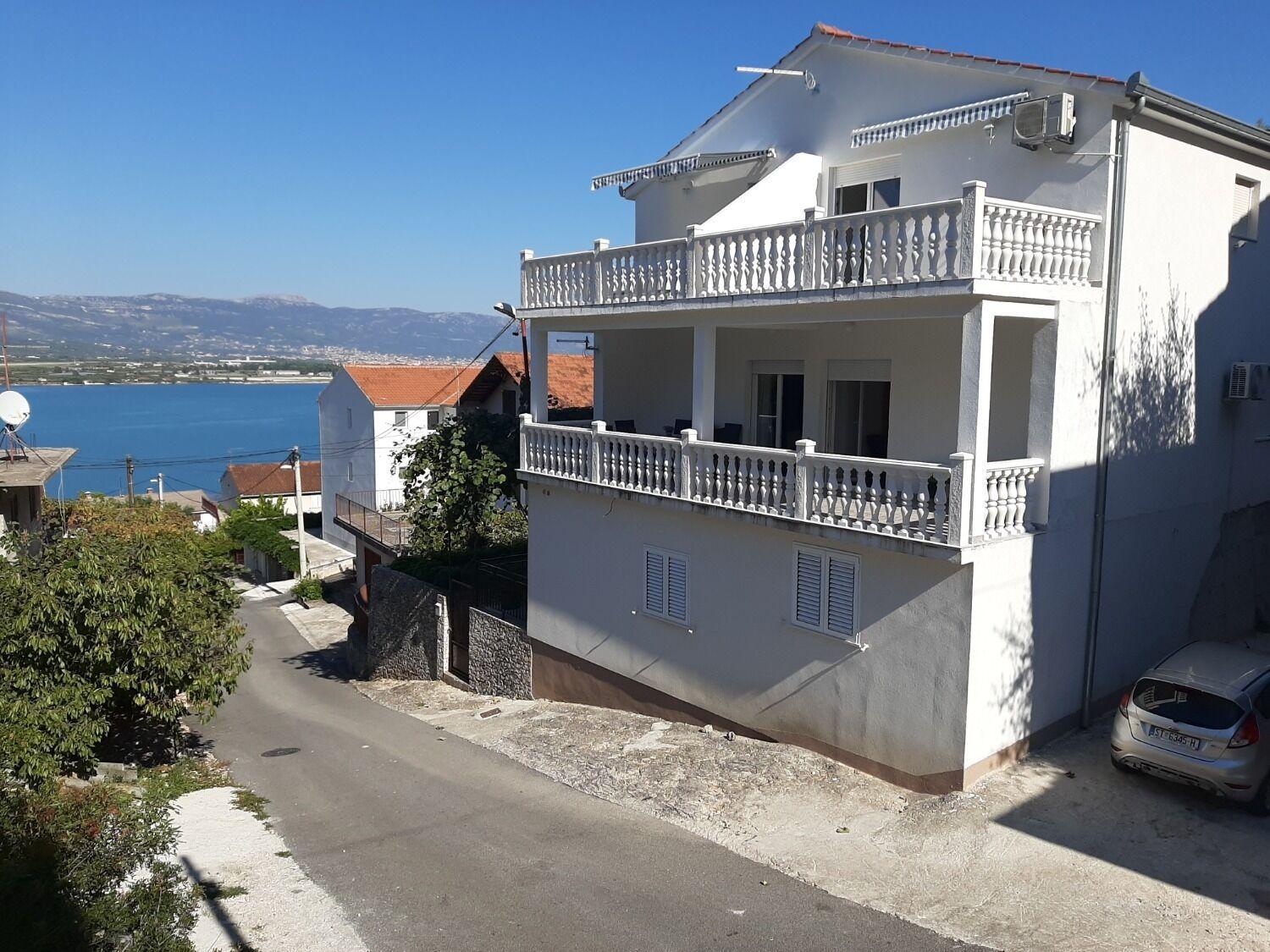 Apartments Ivica - 150M From Sea Трогир Экстерьер фото