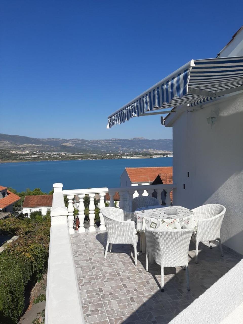 Apartments Ivica - 150M From Sea Трогир Экстерьер фото