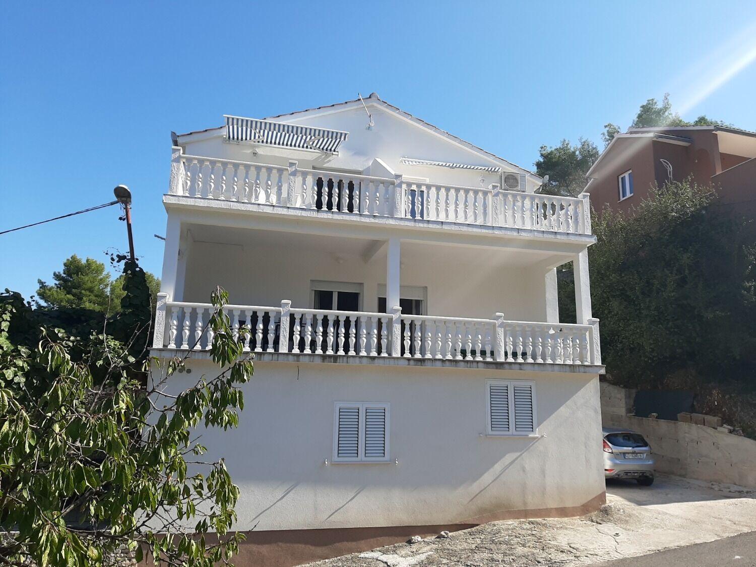Apartments Ivica - 150M From Sea Трогир Экстерьер фото